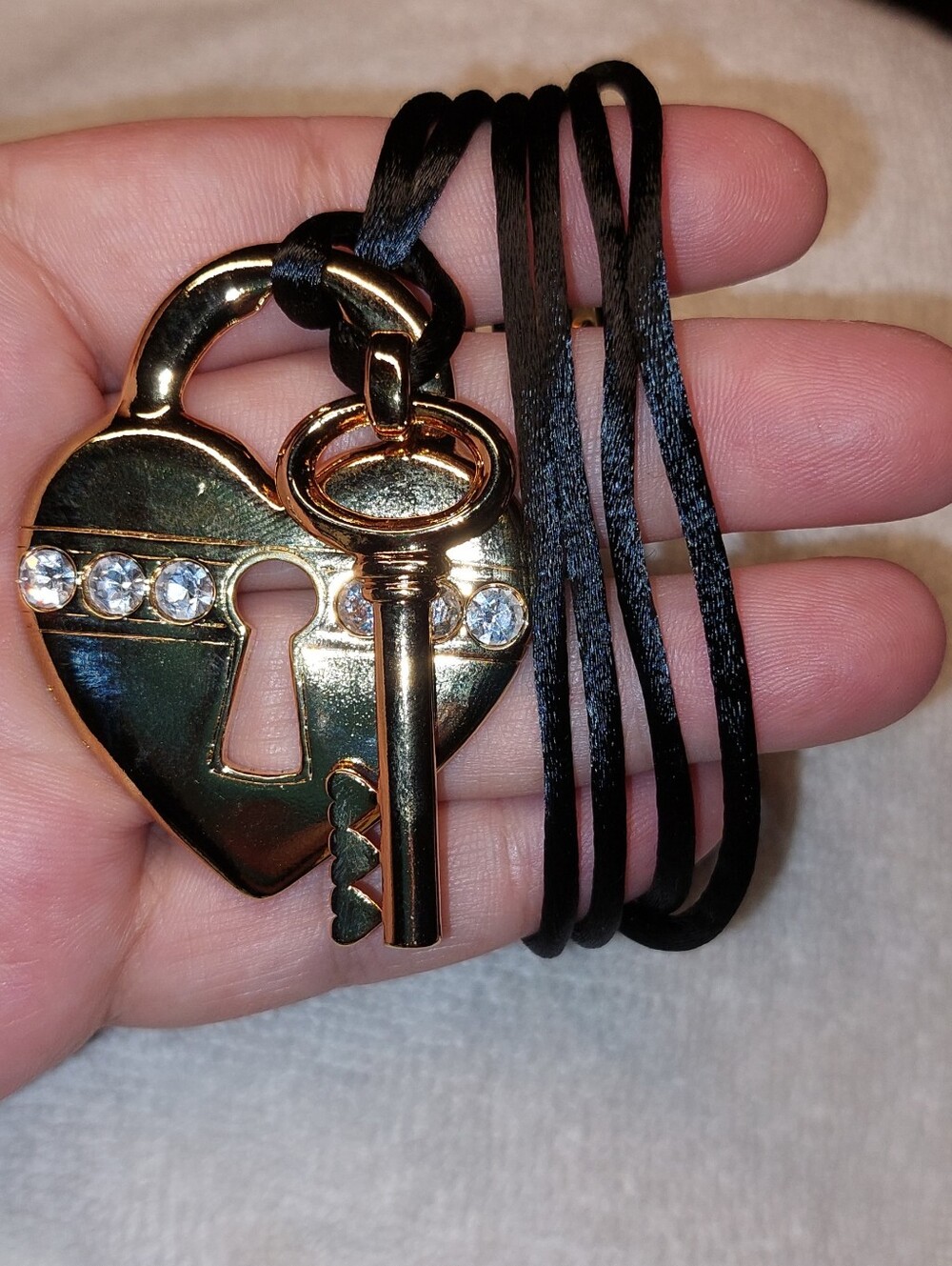 Avon Gold Heart Lock & Key Pendant Necklace by